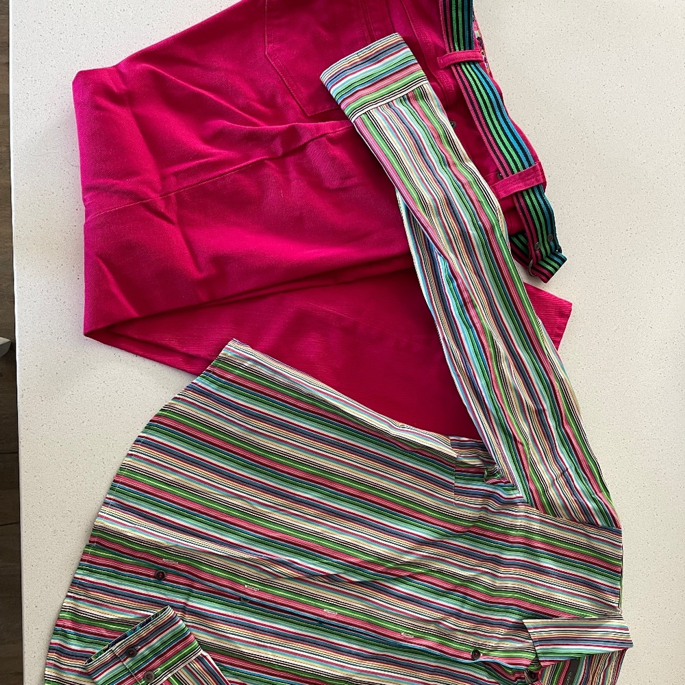 Liz Claiborne Fuscia Jeans and Striped Top